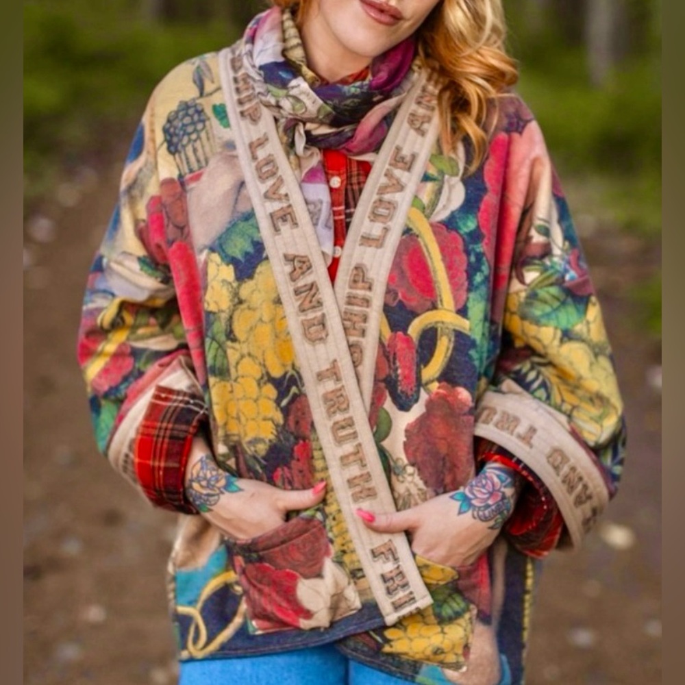 ⭐️NEW!⭐️ Friendship Love & Truth Cropped Cottage Fleece Kimono Jacket